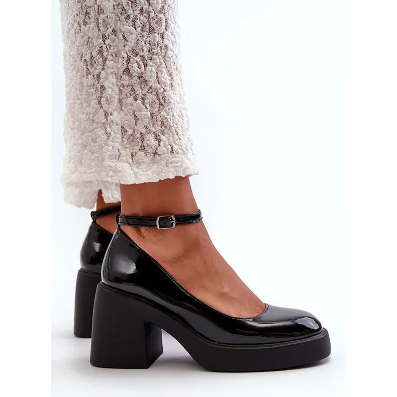 Black Patent Pumps With Massive Heels Effiba