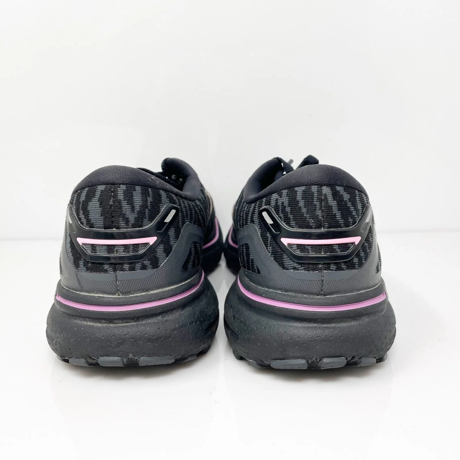 Brooks Womens Ghost 15 1203801B086 Black Running Shoes Sneakers Size 8.5 B