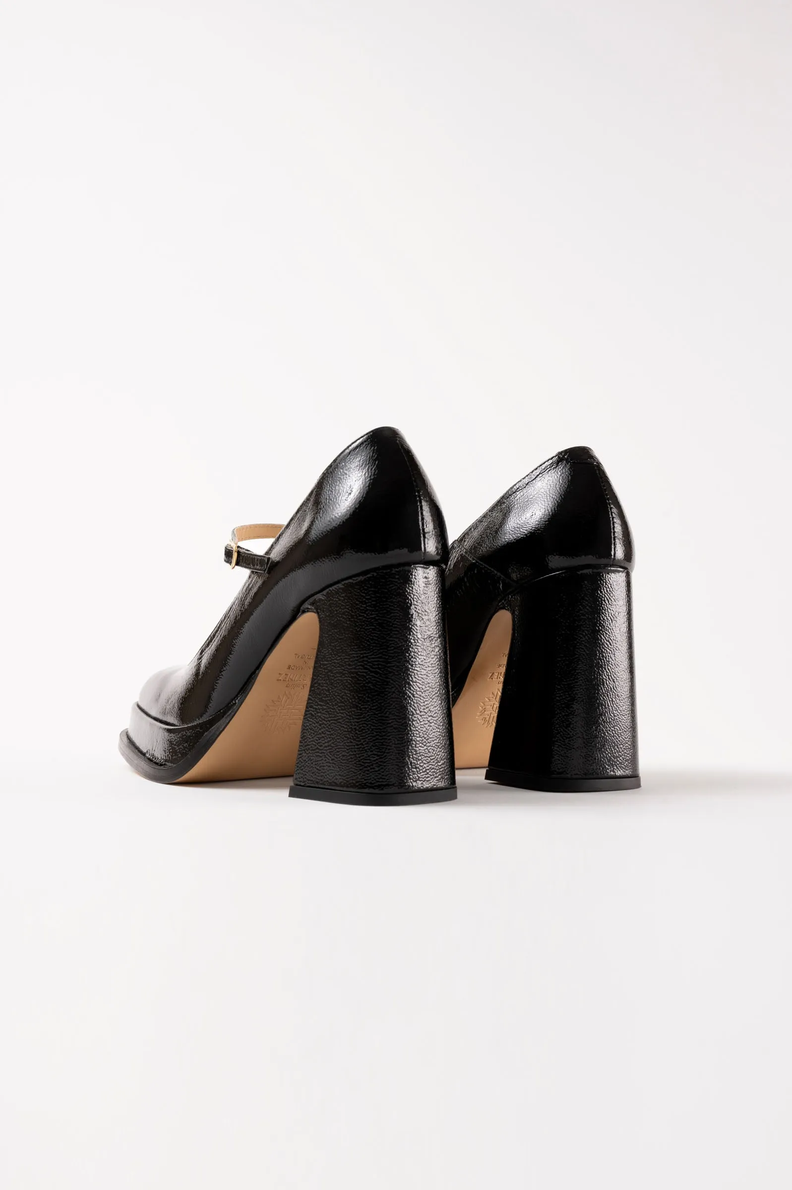 CASILDA - Black Patent Leather Mary Jane Pumps