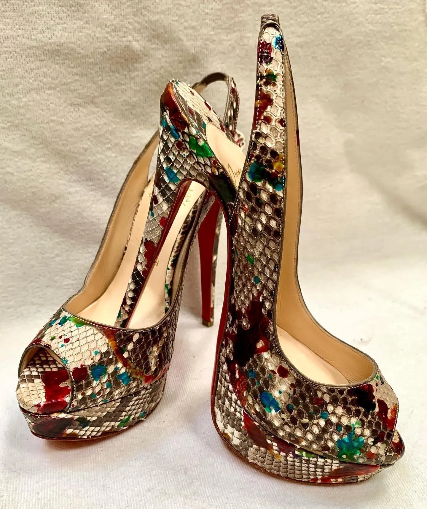 Christian Louboutin Snake Skin Heels | Size 6.5 (PREOWNED)