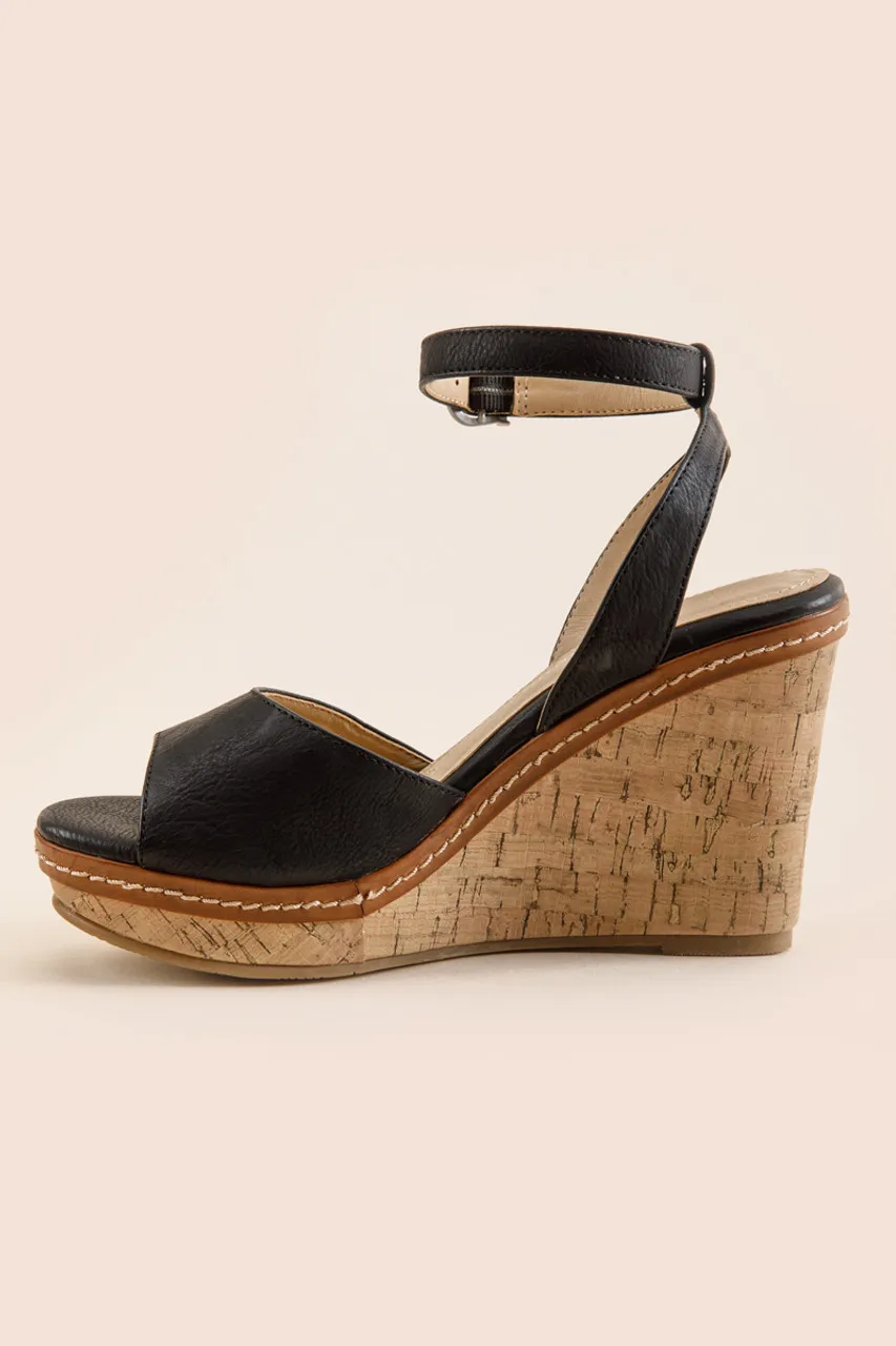 CL by Chinese Laundry Beaming Cork Wedges