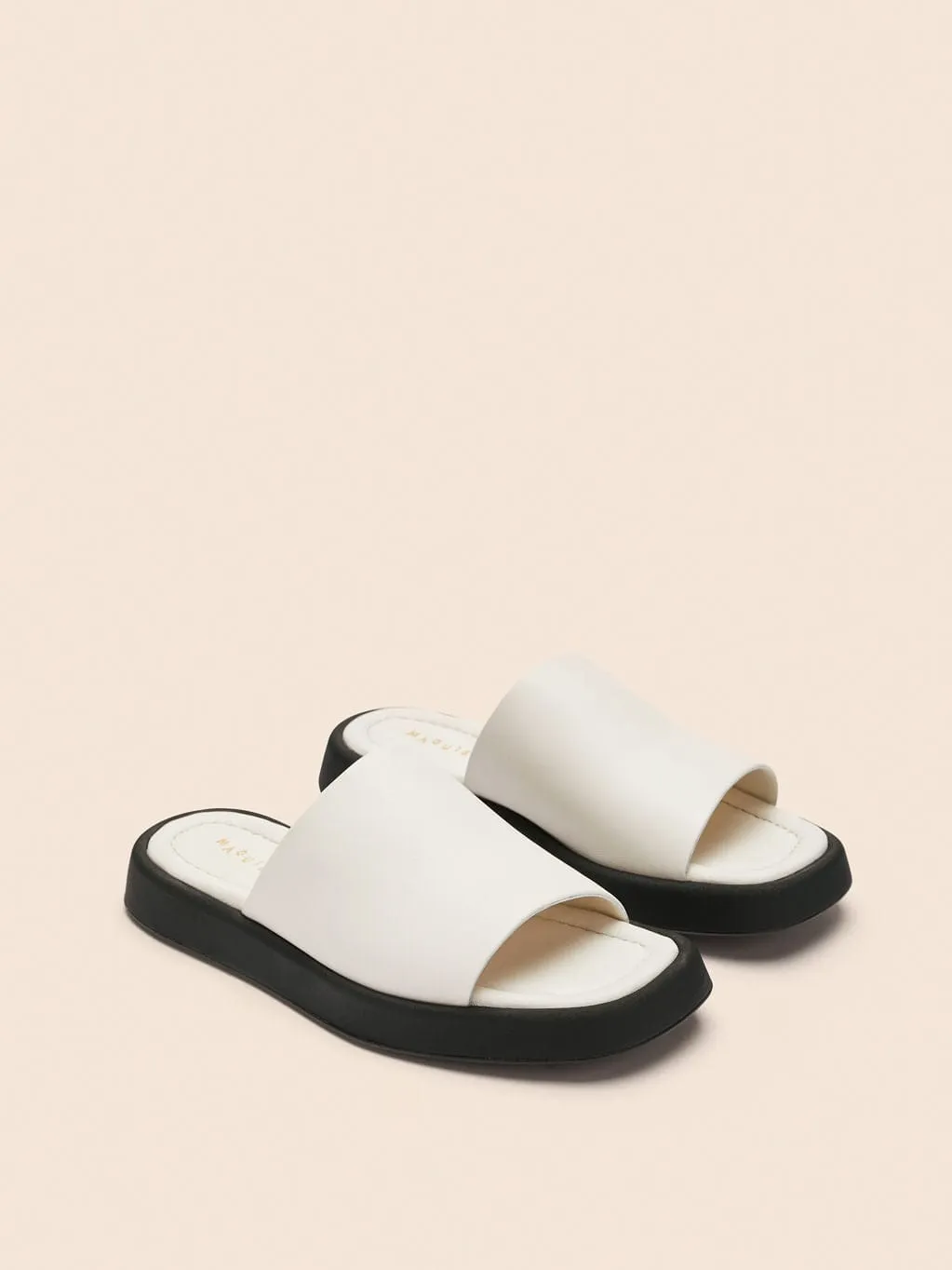 Cream Bara Sandal