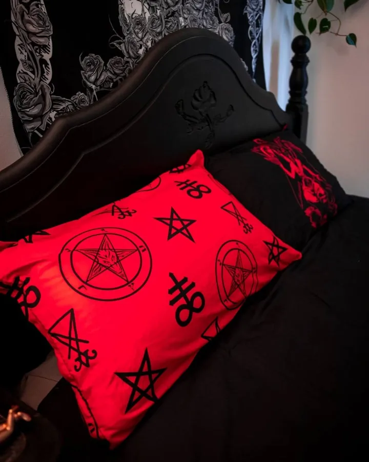 Devilish Pillowcase Set