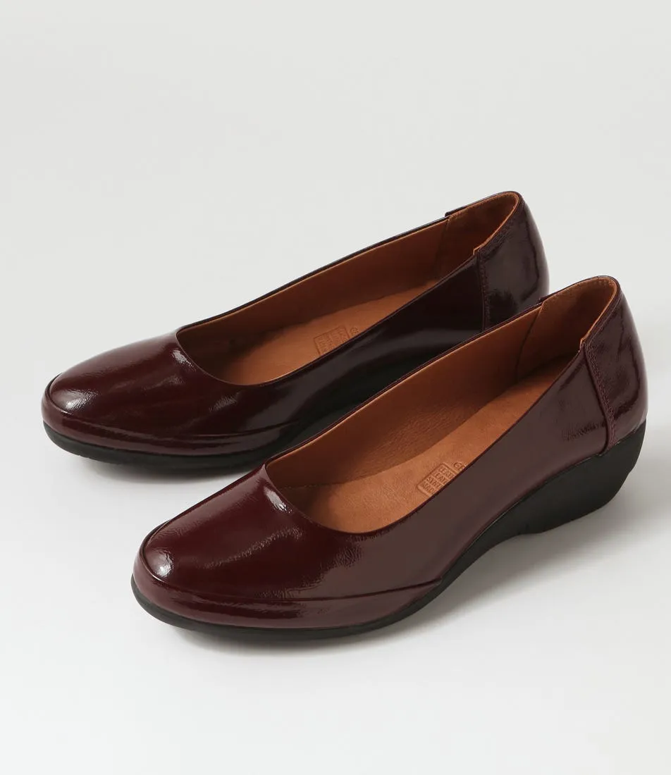 DIANA FERRARI Geanize Burgundy Patent Leather Wedges