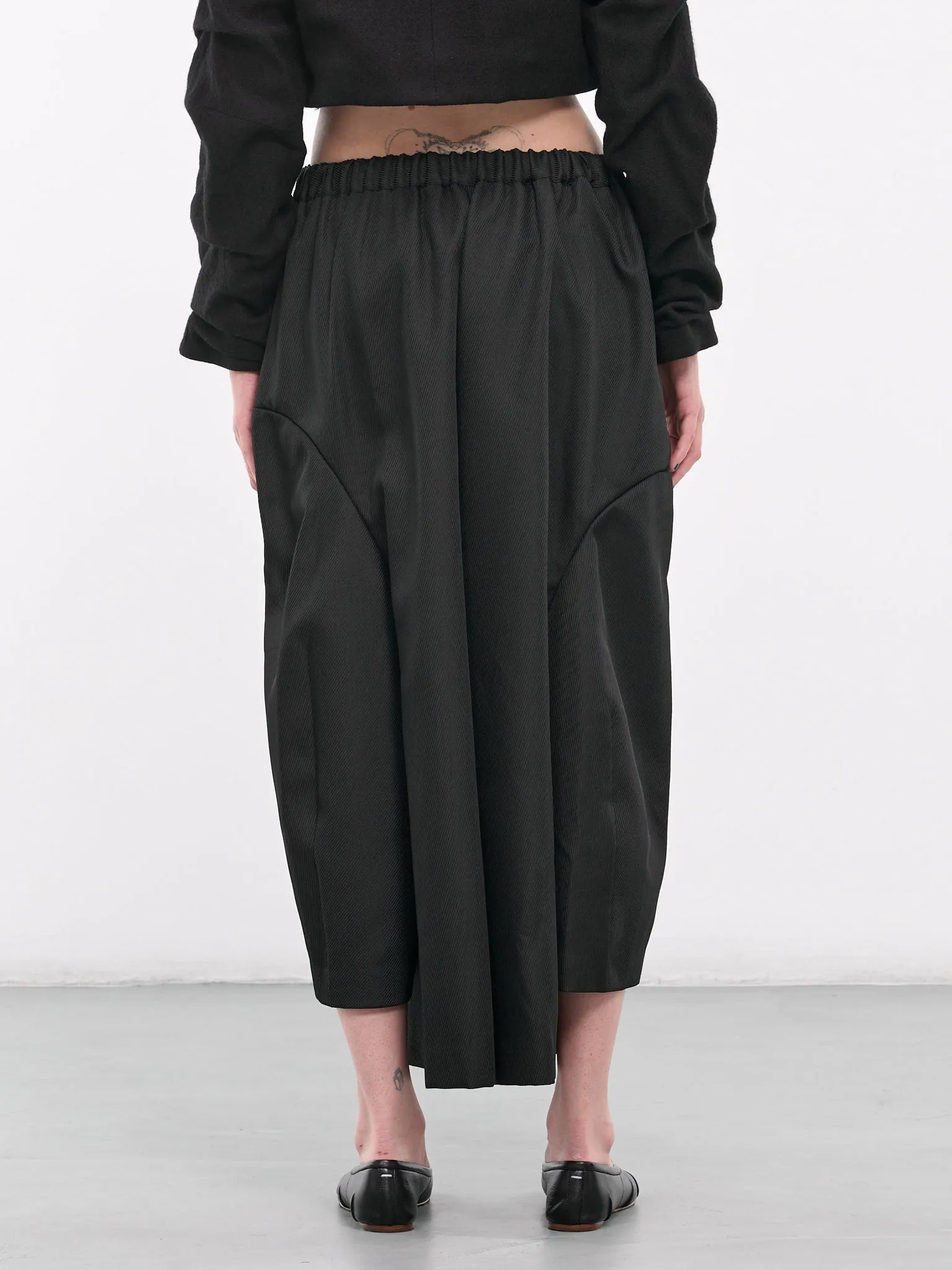 Draped Elastic Trousers (GN-P014-051-BLACK)