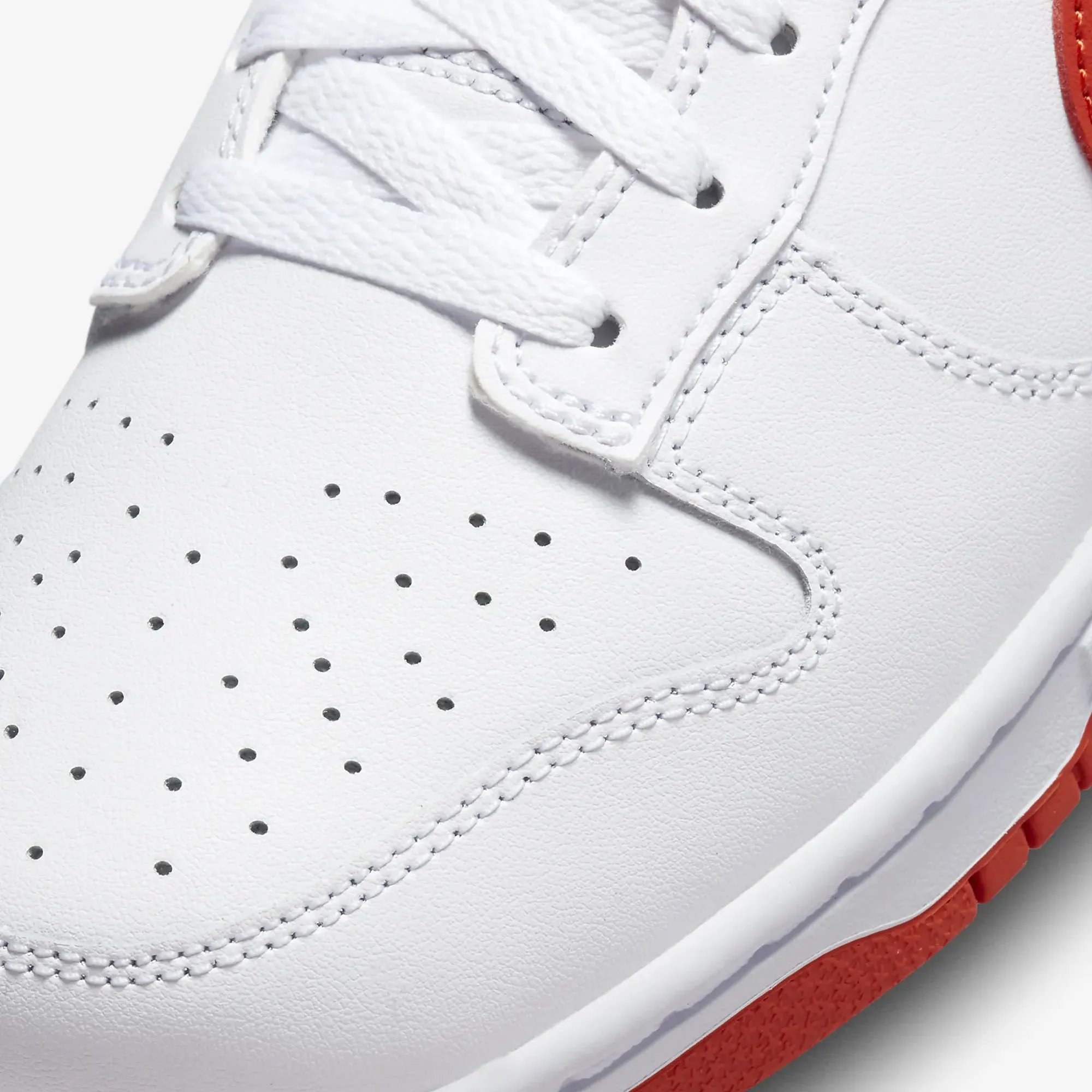 Dunk Low Retro White Picante Red