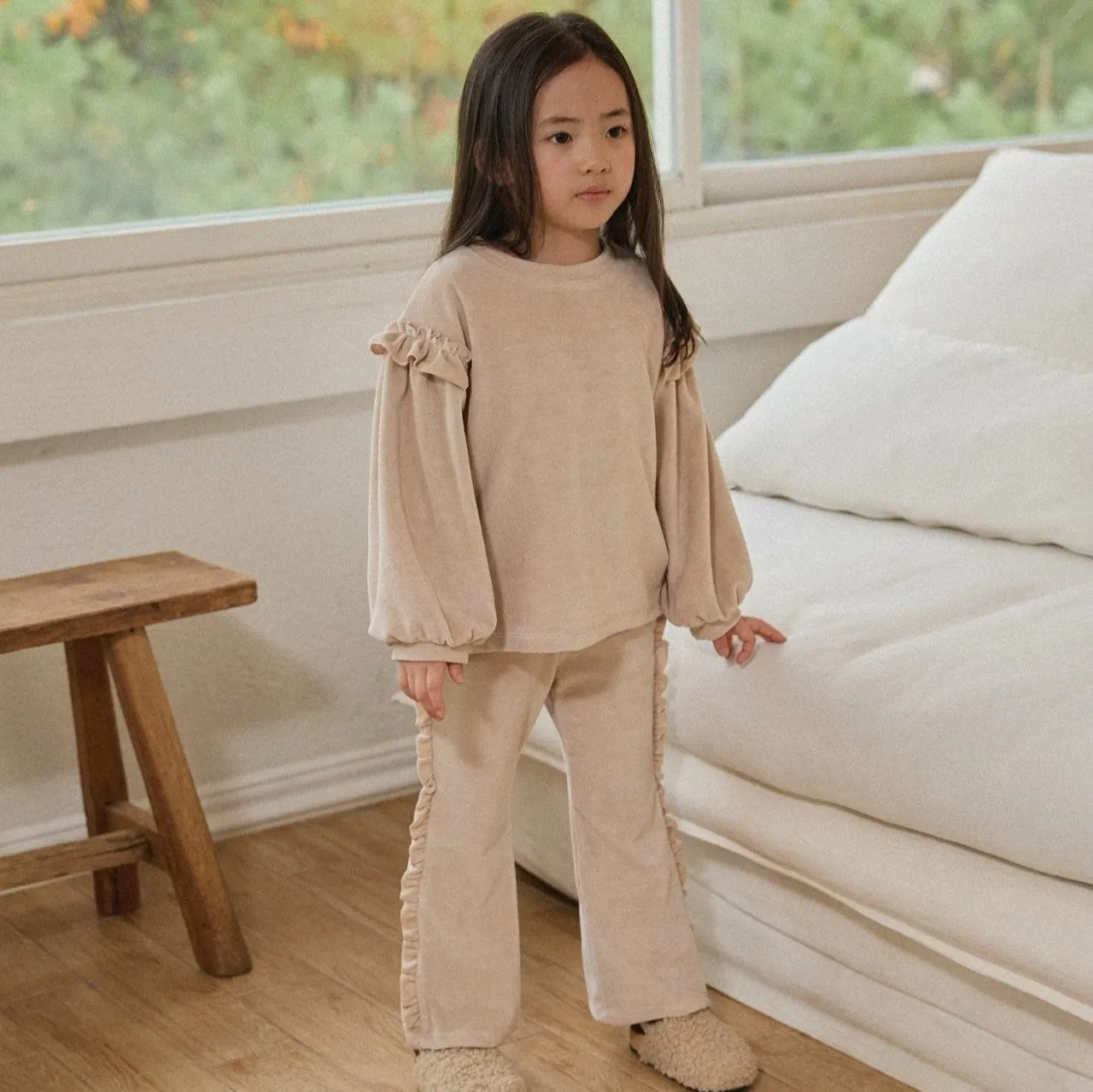 Girl W24 Soft Velour Frill Detail Top and Flare Pants Set (2-6y) - 2 Colors