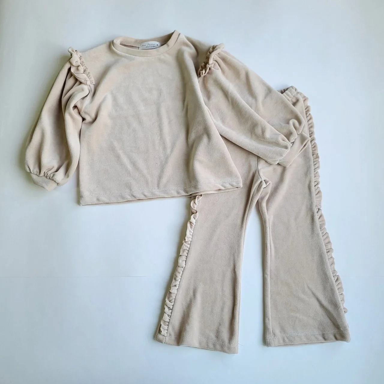 Girl W24 Soft Velour Frill Detail Top and Flare Pants Set (2-6y) - 2 Colors