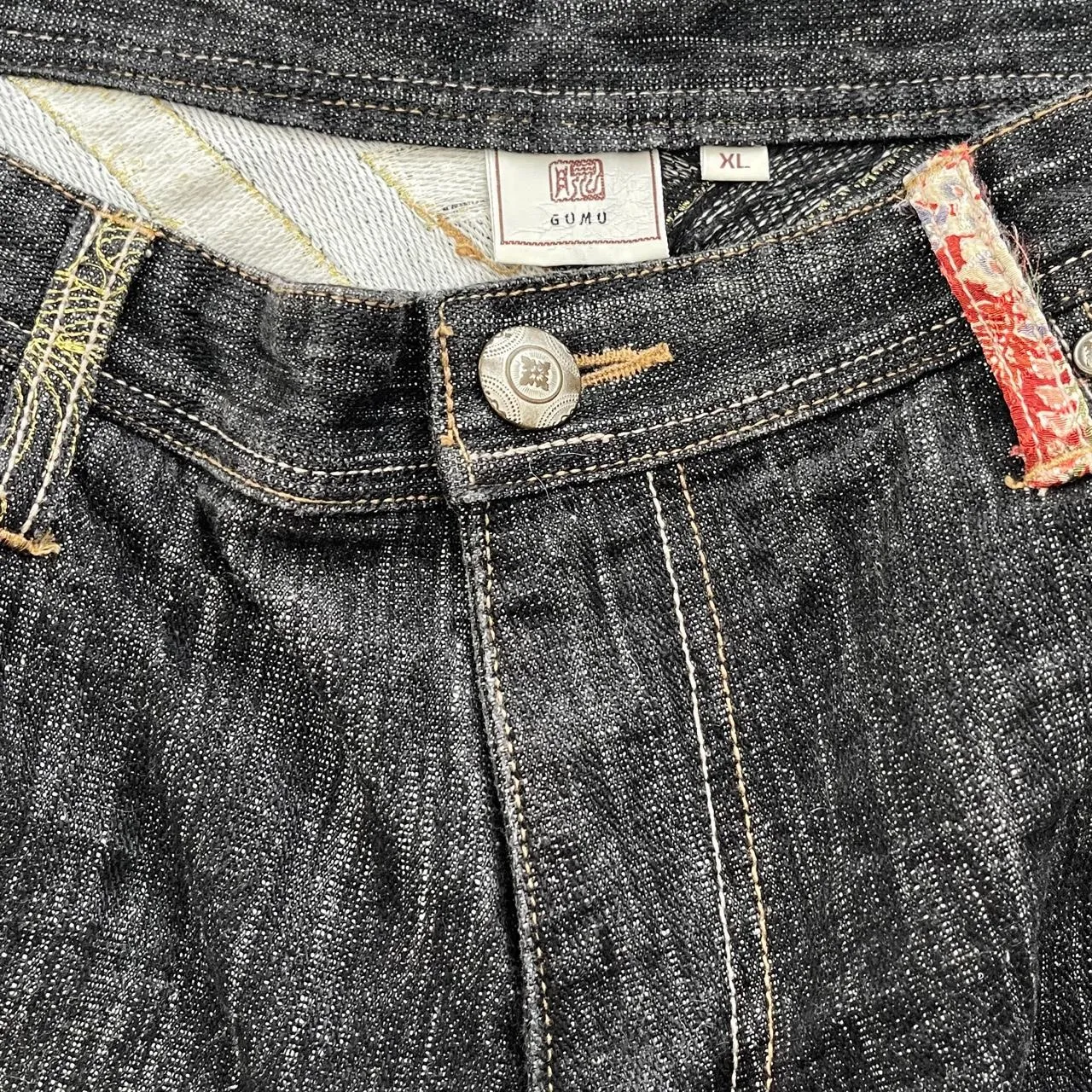 Gumu Multipocket Jeans