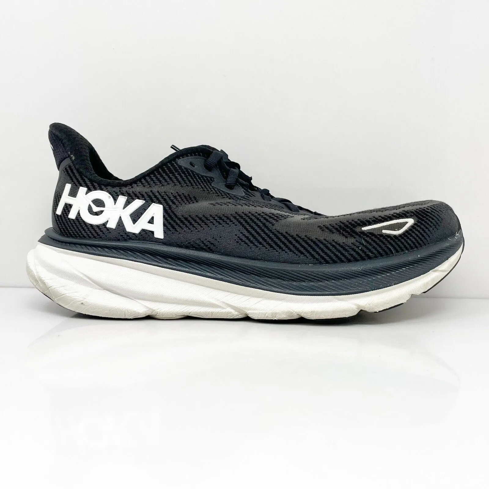 Hoka One One Mens Clifton 9 1132210 BWHT Black Running Shoes Sneakers Size 8 2E