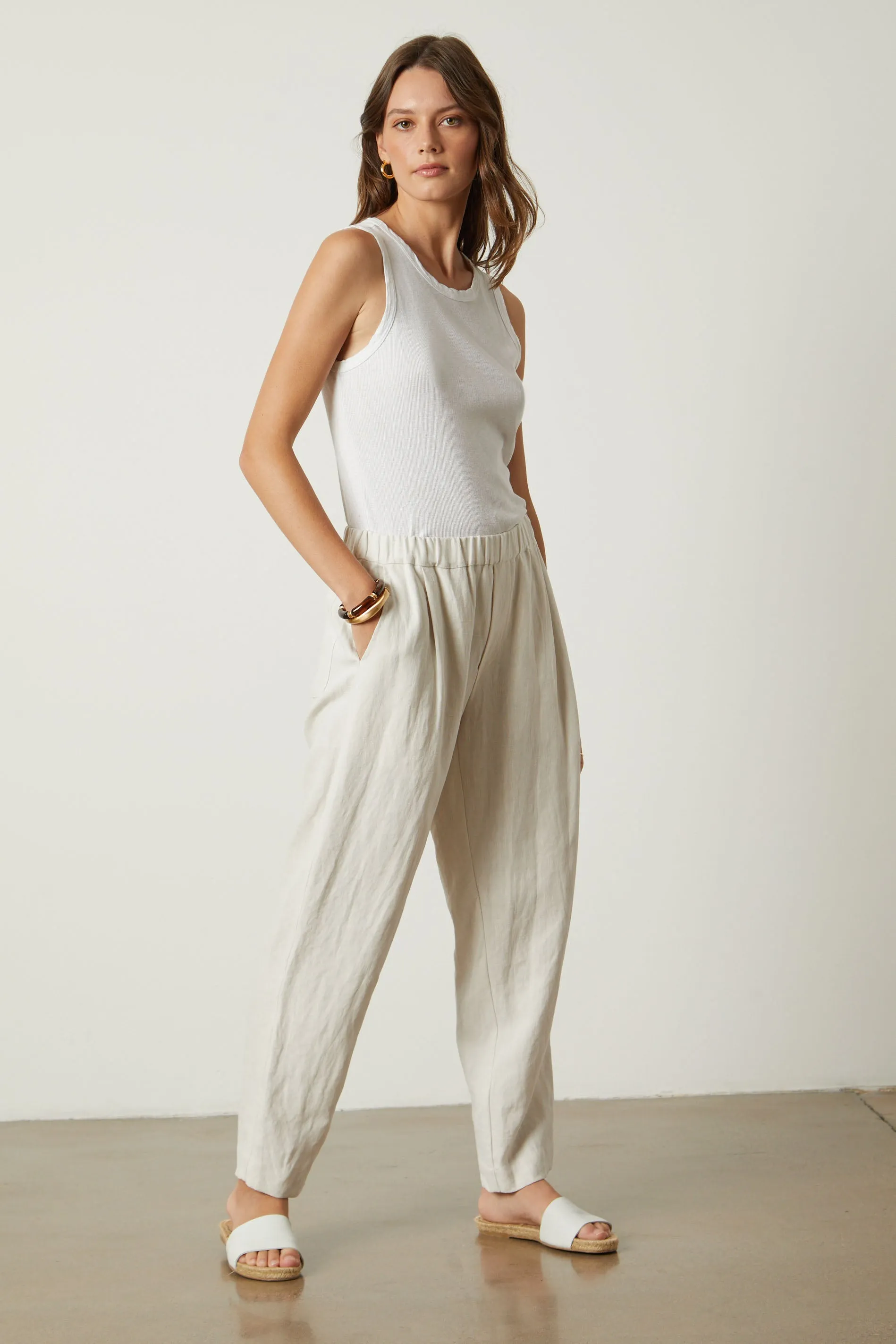 JESSIE HEAVY LINEN TROUSERS IN BISQUE