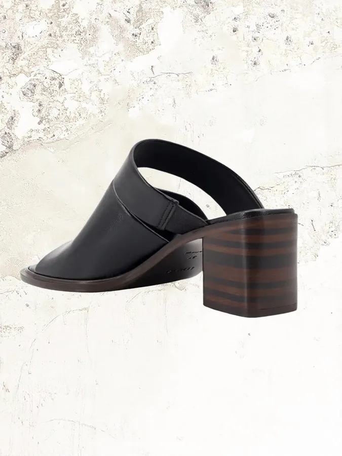 Double-band Sandals