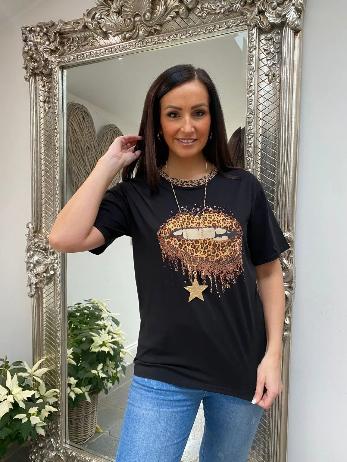 Leopard Print Lips Embellished T-Shirt Bea