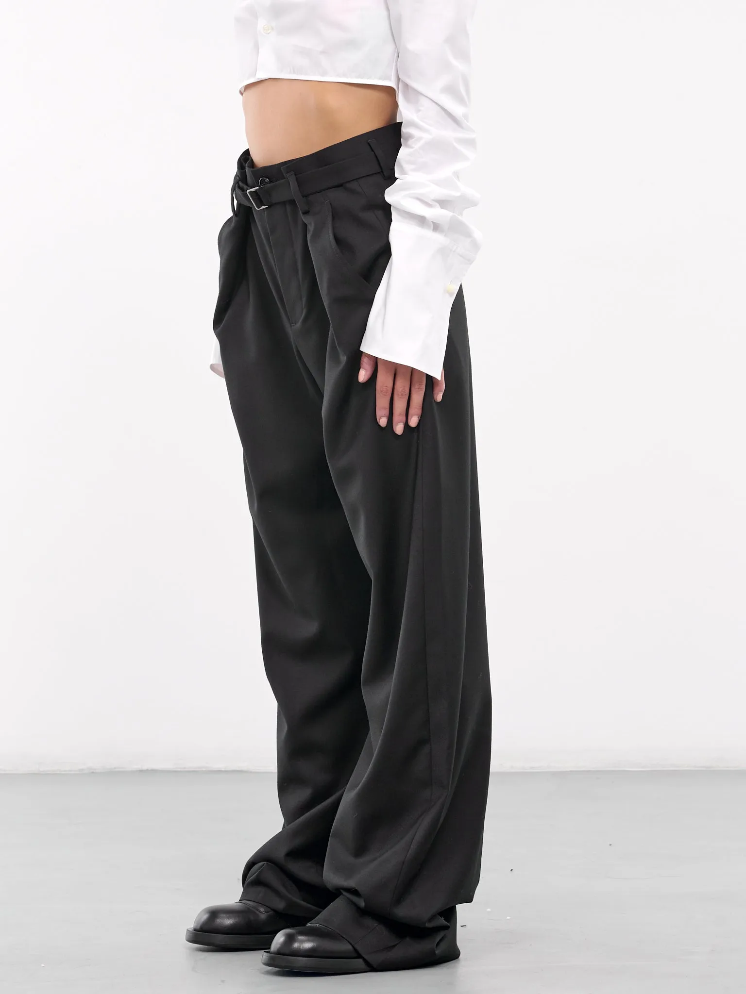 Linna Trousers (B0012252-FA515-BLACK)