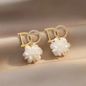 Luxurious Zircon Pearl Dangle Earrings Women Girls Shiny D Letter Fashion Jewelry