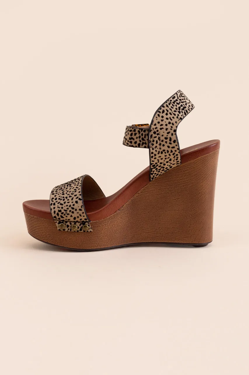 MIA Senna Wedges in Leopard