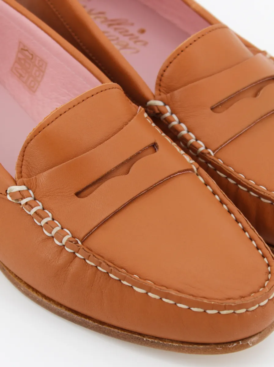 Woman's leather Capri moccasins in tan color