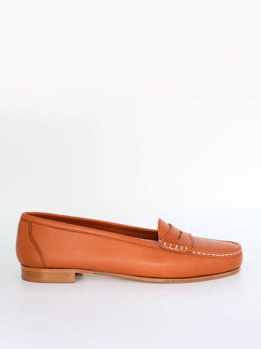 women's leather Roma moccasins in tan color