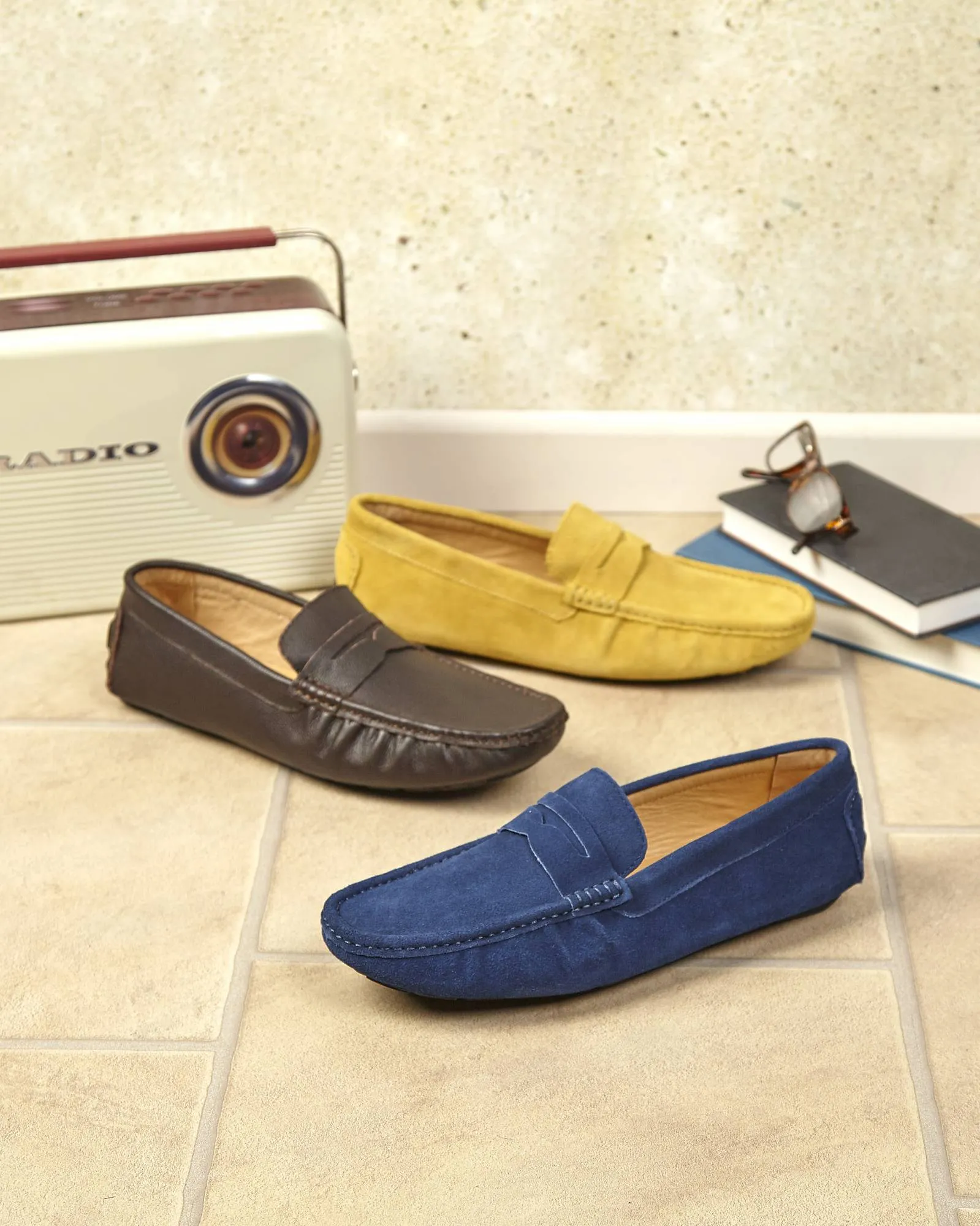 MUSTARD SUEDE DRIVING SHOES