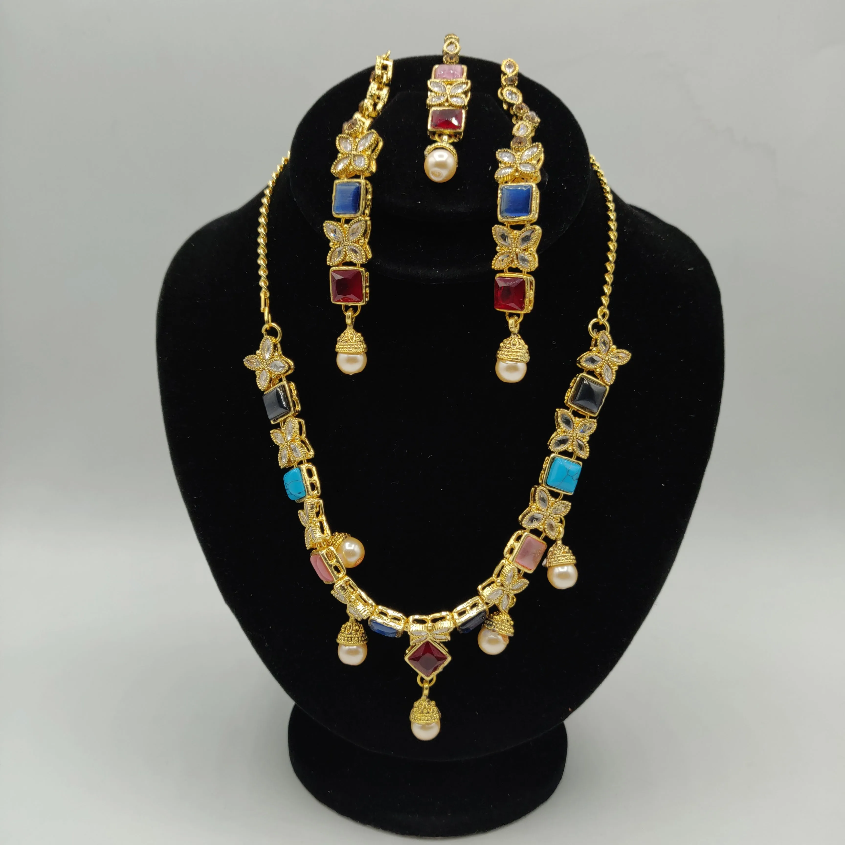 JN38 Necklace Set - Elegant Jewelry Collection