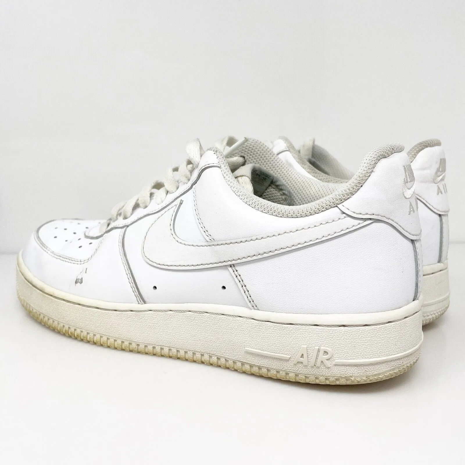 Nike Mens Air Force 1 07 CW2288-111 White Casual Shoes Sneakers Size 8.5