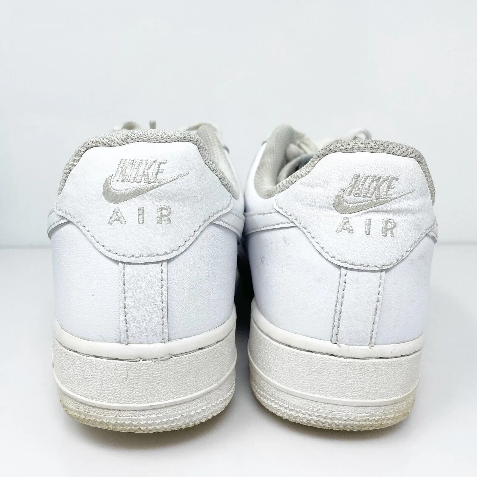 Nike Mens Air Force 1 07 CW2288-111 White Casual Shoes Sneakers Size 8.5