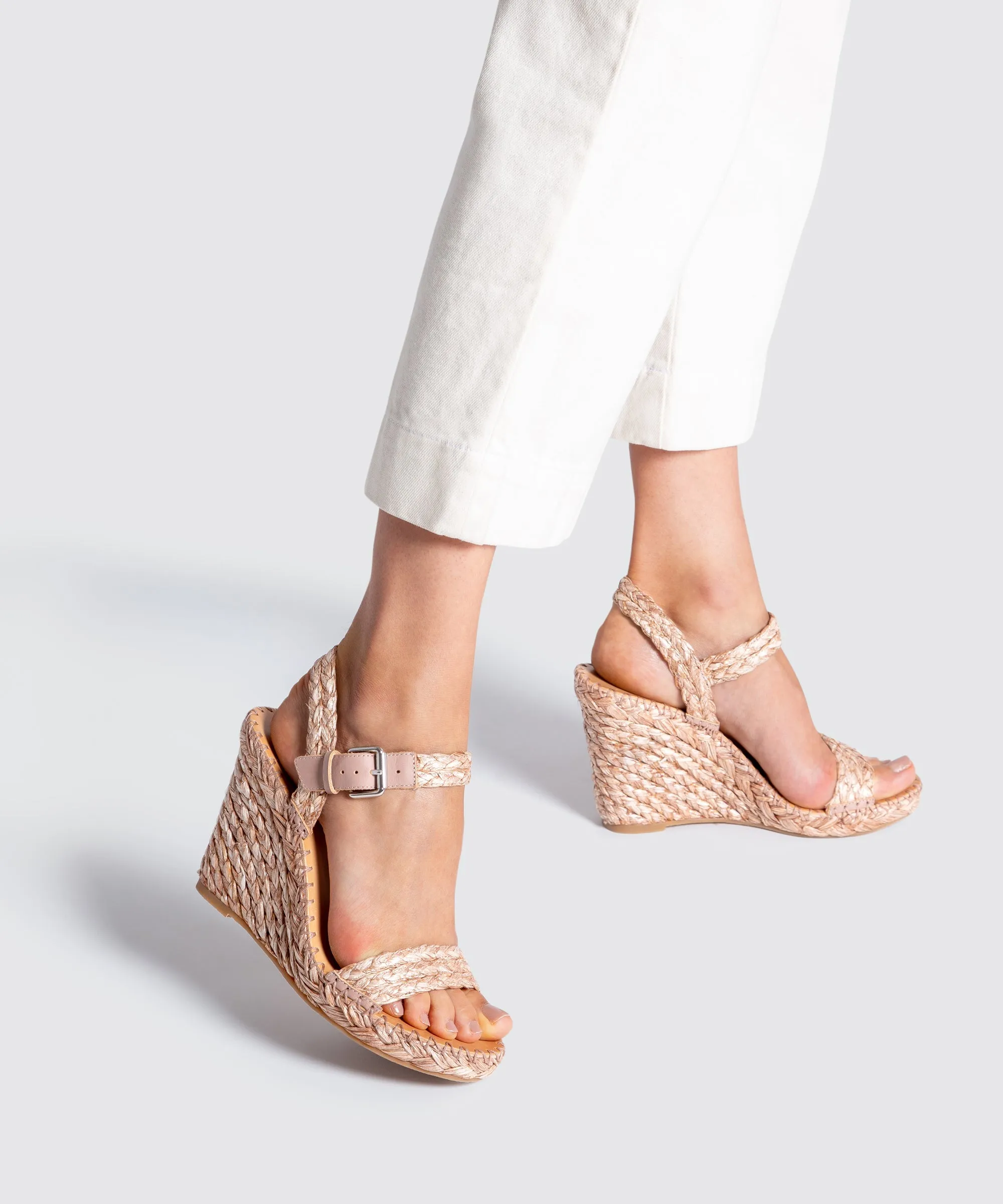 Raffia Wedges in Rose for Women