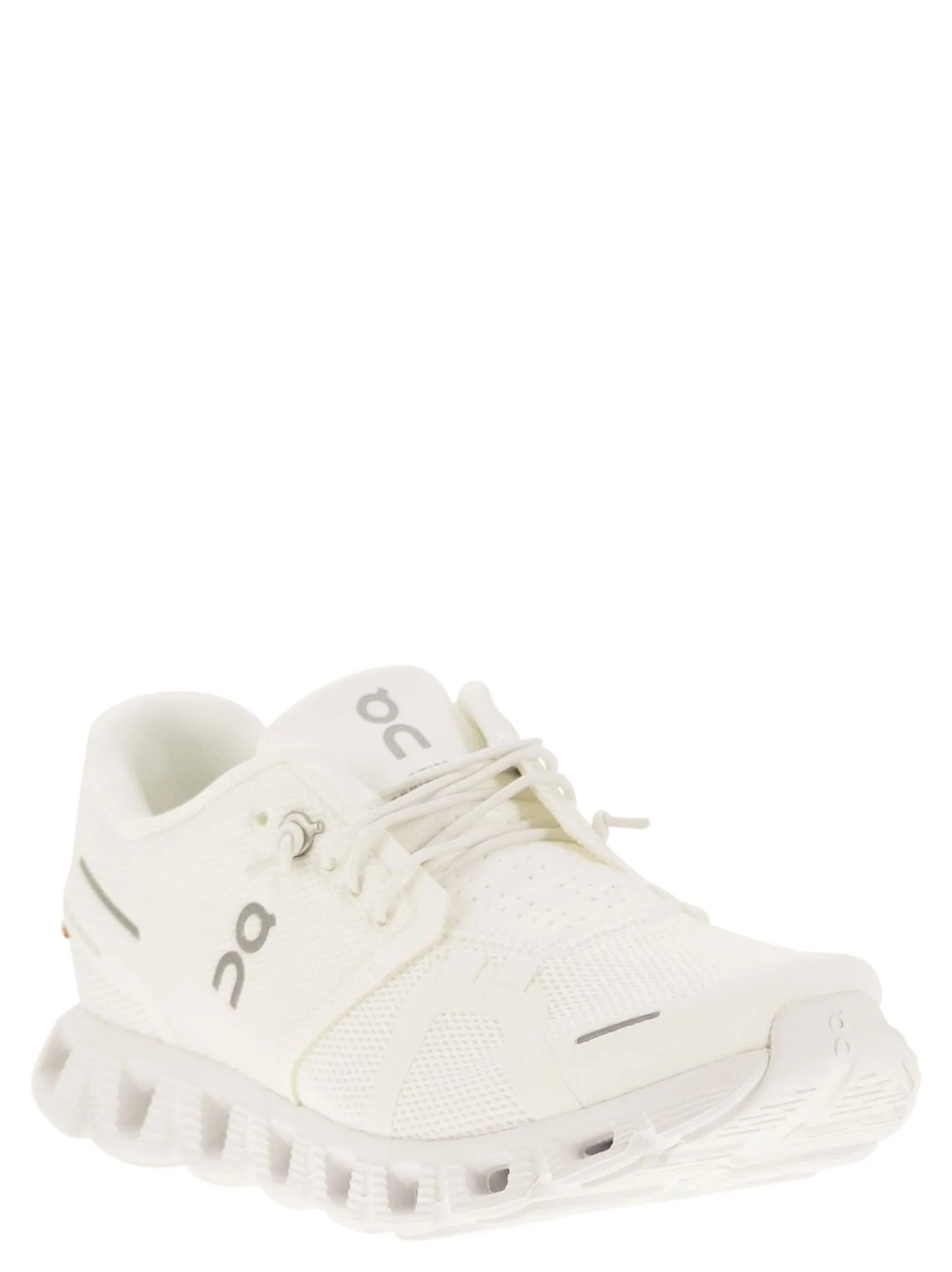 On    On Cloud 5 Sneakers