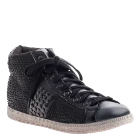 OTBT Women's Samsula 2 Sneaker