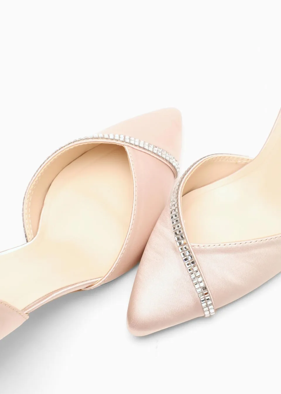 Quiz Cream Satin Diamante Trim Court Heels