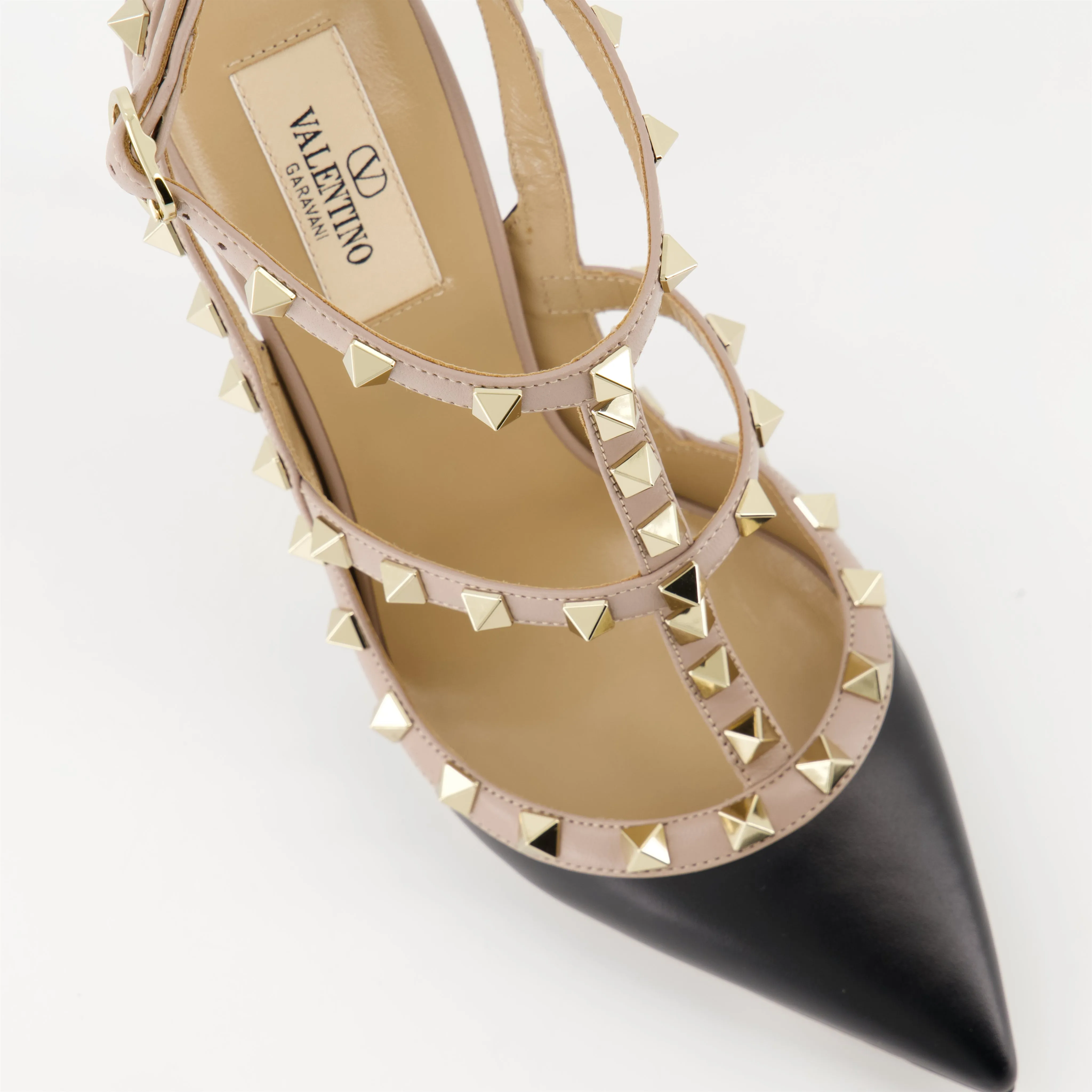 Rockstud Black Beige Pumps