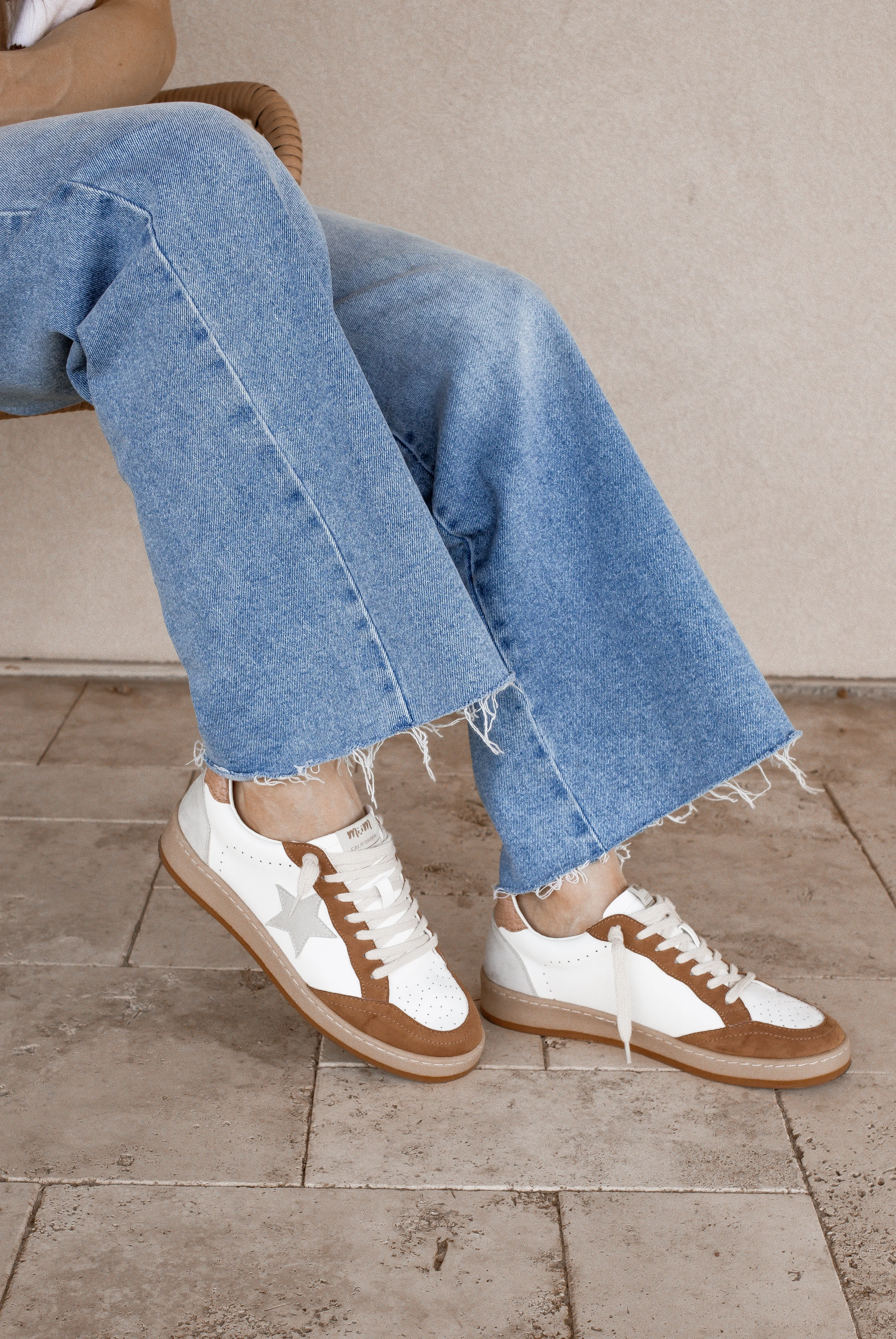 SAMBA Vintage Vibe Star Sneakers - Taupe