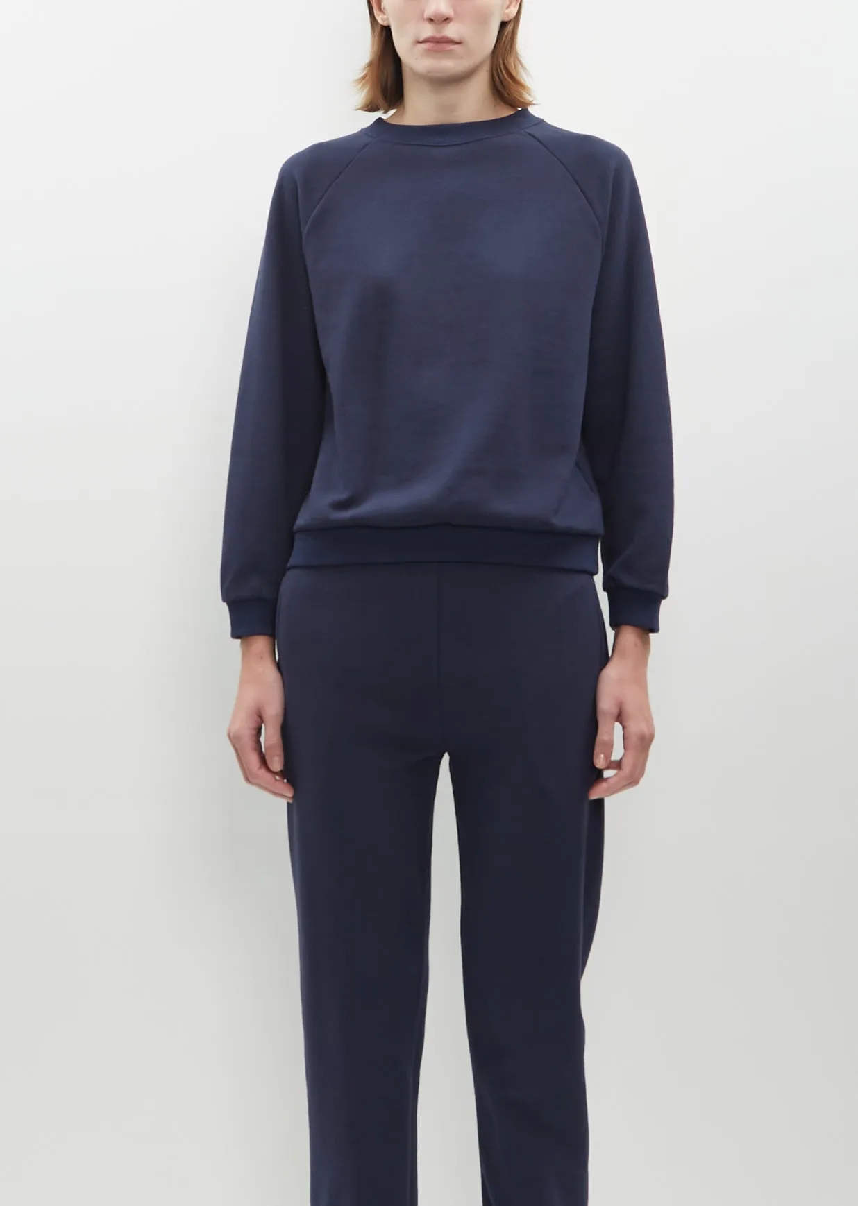 Studio Sweatshirt — Navy