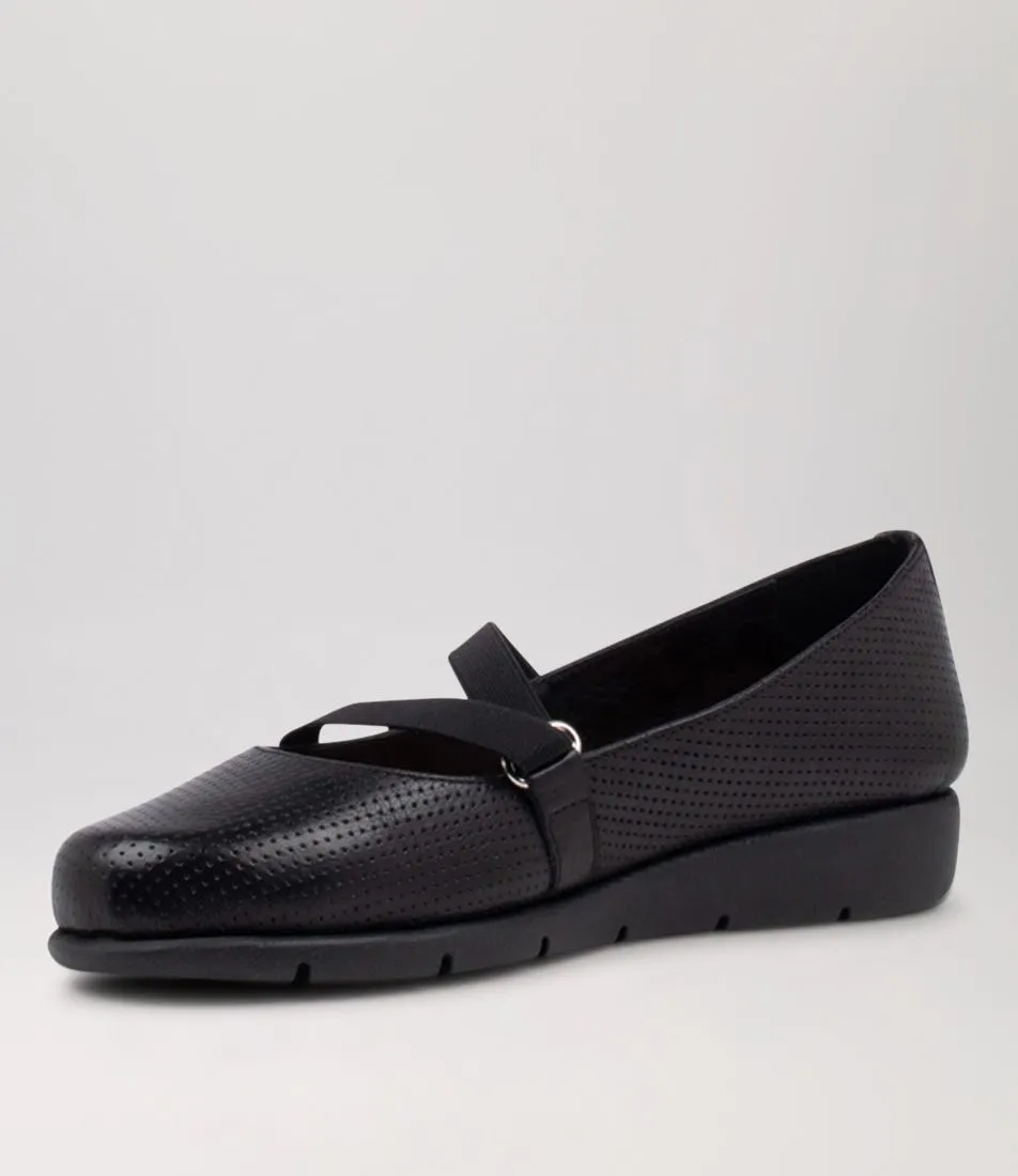 SUPERSOFT Alenia Black Leather Wedges