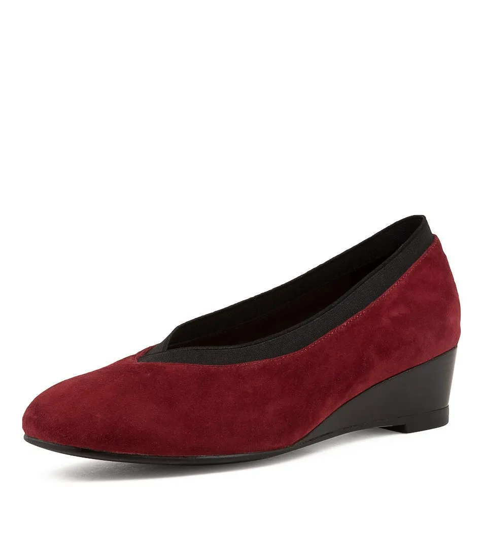 SUPERSOFT Button Berry Black Suede Wedges