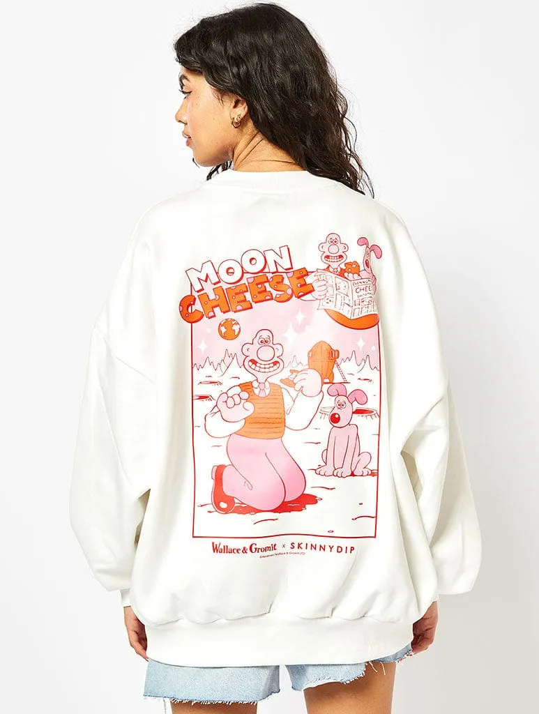 Wallace & Gromit x Skinnydip Moon Cheese Sweatshirt In Ecru