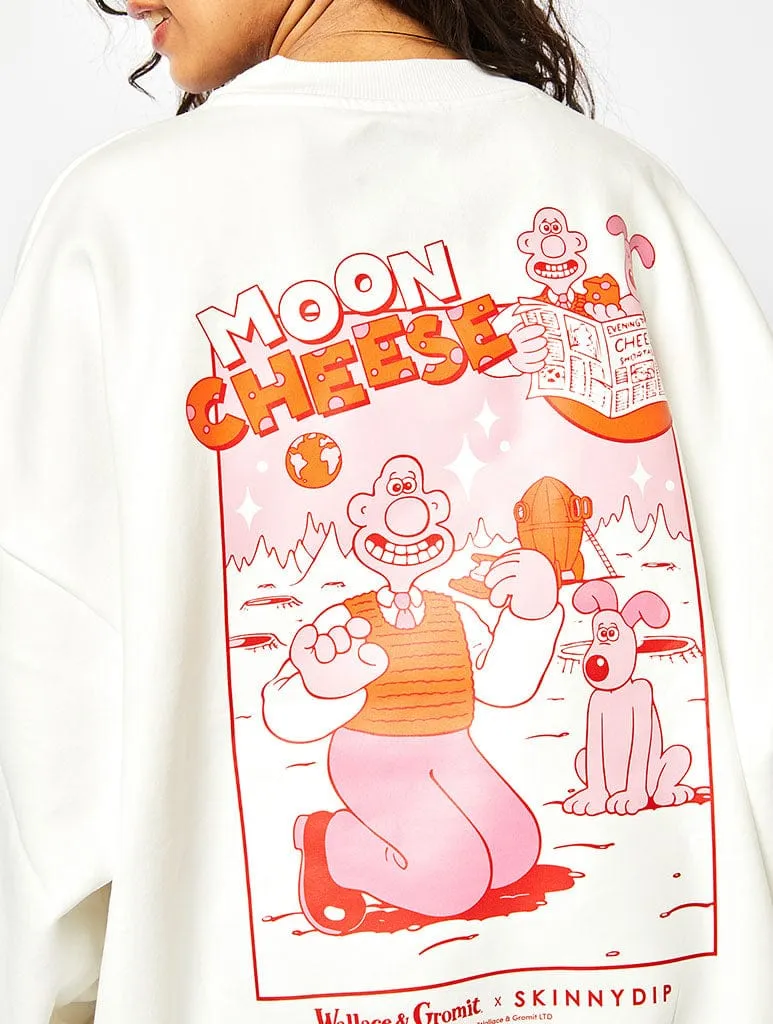 Wallace & Gromit x Skinnydip Moon Cheese Sweatshirt In Ecru