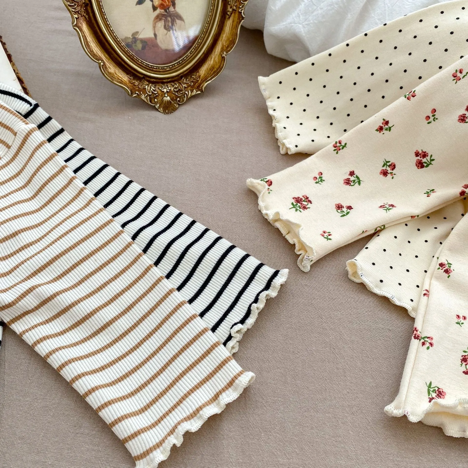 Wholesale Baby Girls Tops Solid Color Striped Flower Polka dots